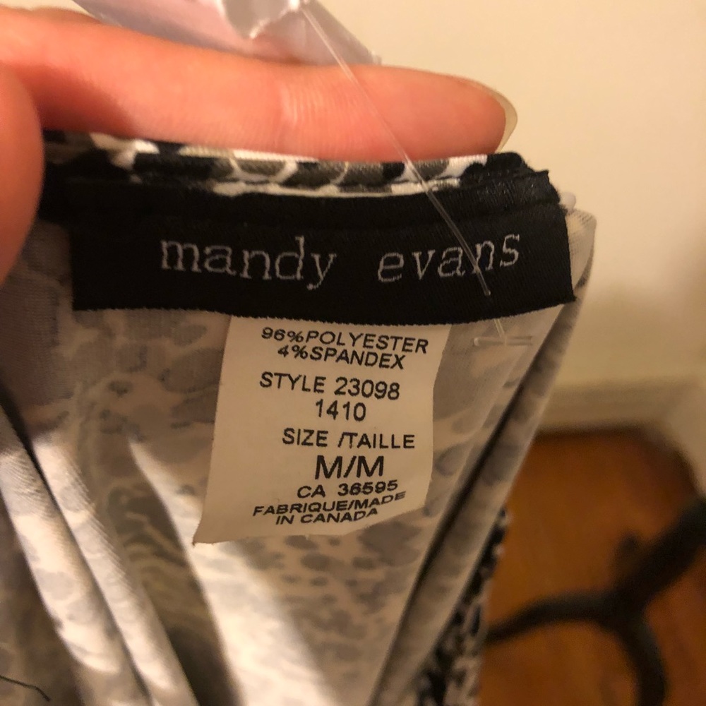 Mandy Evans Top 👚 - Picture 5 of 5